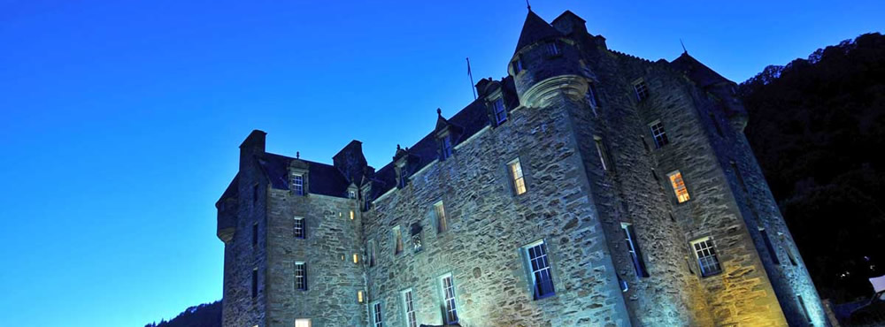 Castle Menzies at night