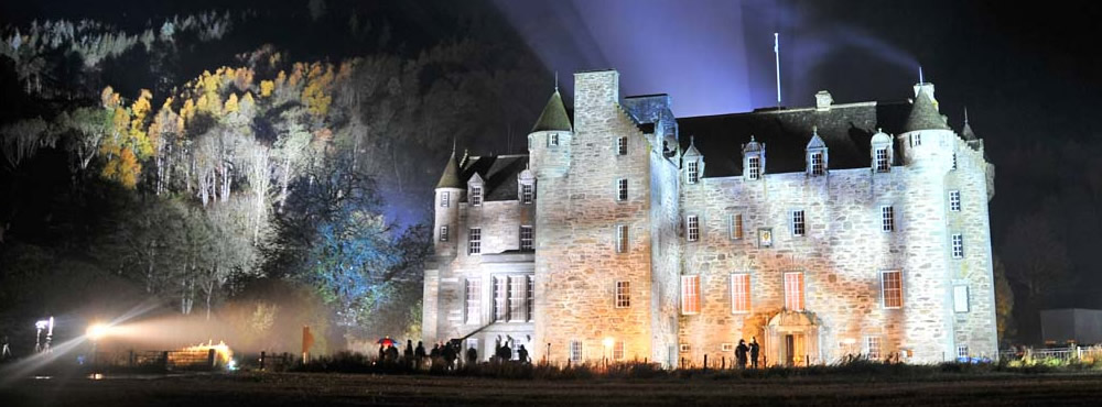 Castle Menzies at night
