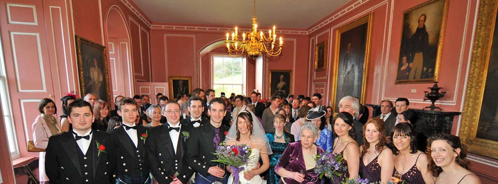 Wedding party at a Castle Menzies wedding