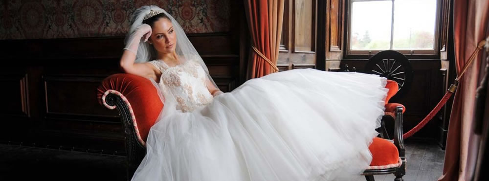 A Castle Menzies wedding - Bride reclining in Antechamber